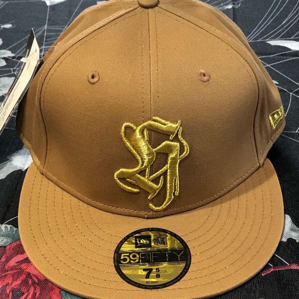 THE HUNDREDS PROTOTYPE GOLD LOGO NEW ERA HAT PROMO